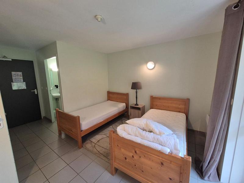 Maison - 3 712 m² - 59 pièces