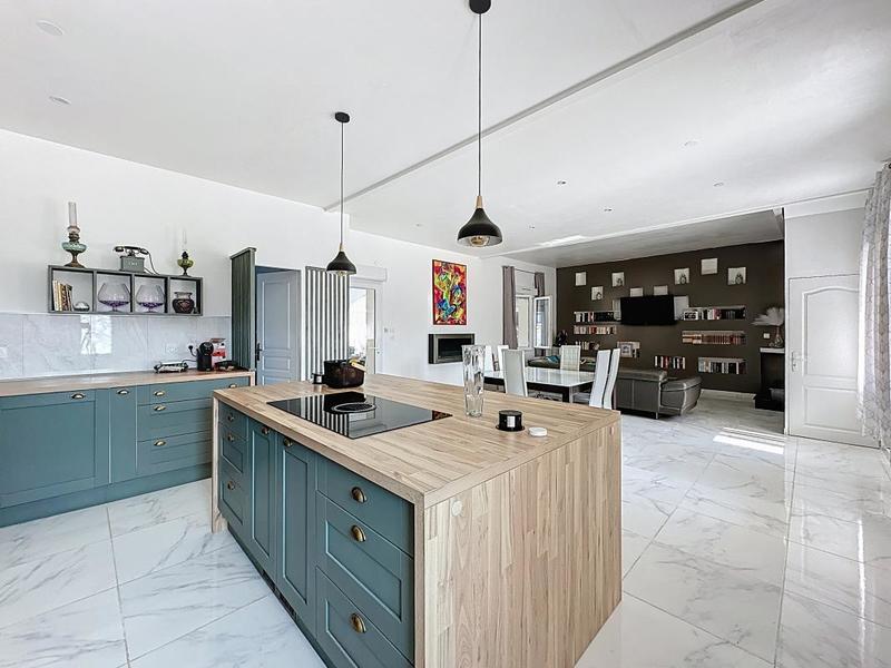 Maison - 135 m² - 5 pièces