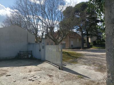 Terrain constructible - 1 450 m²