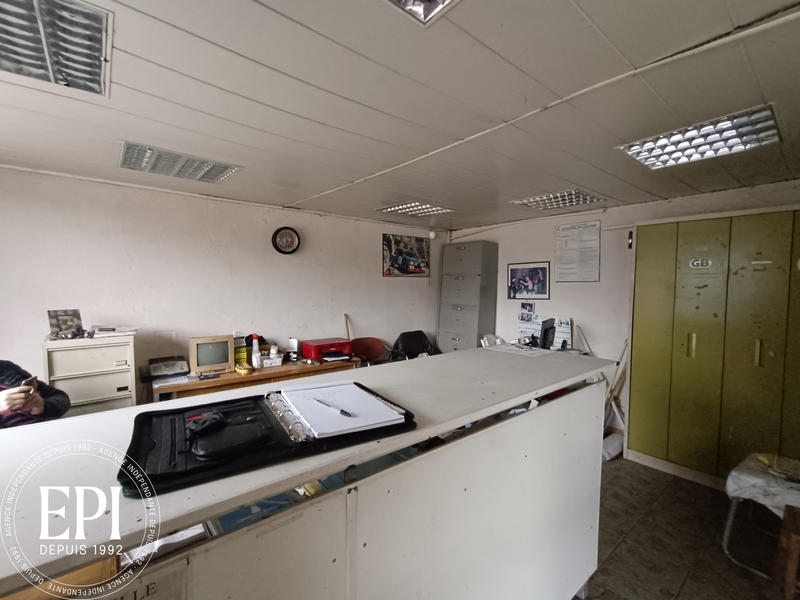 Local d'activités - 600 m²