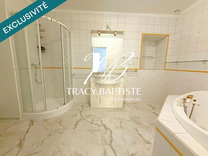Maison - 170 m² - 7 pièces