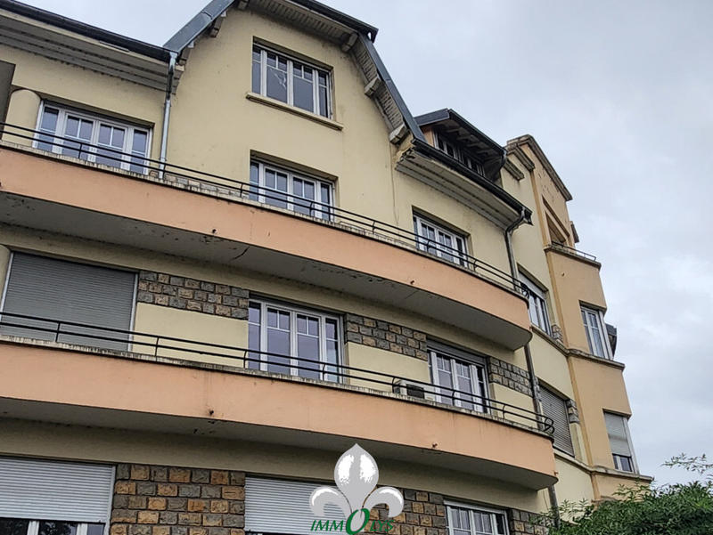 Bureau - 128 m² - 7 pièces