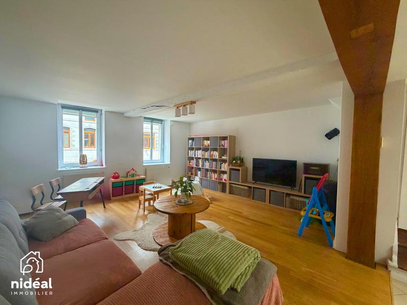 Maison - 155 m² - 6 pièces