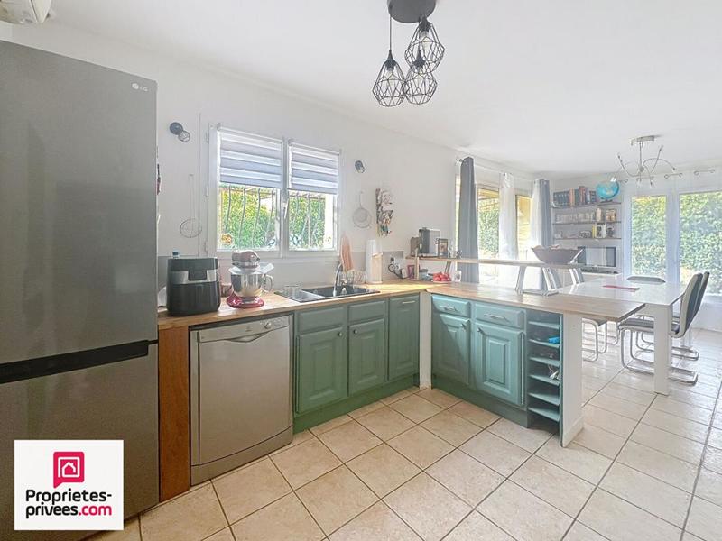 Villa - 100 m² - 5 pièces