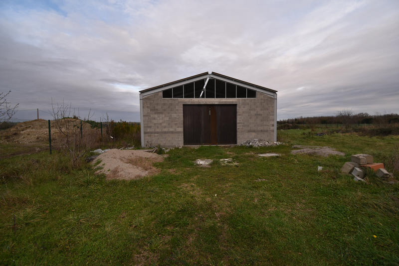 Local d'activités - 200 m²