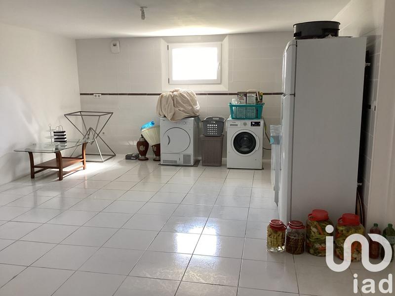 Maison - 182 m² - 10 pièces