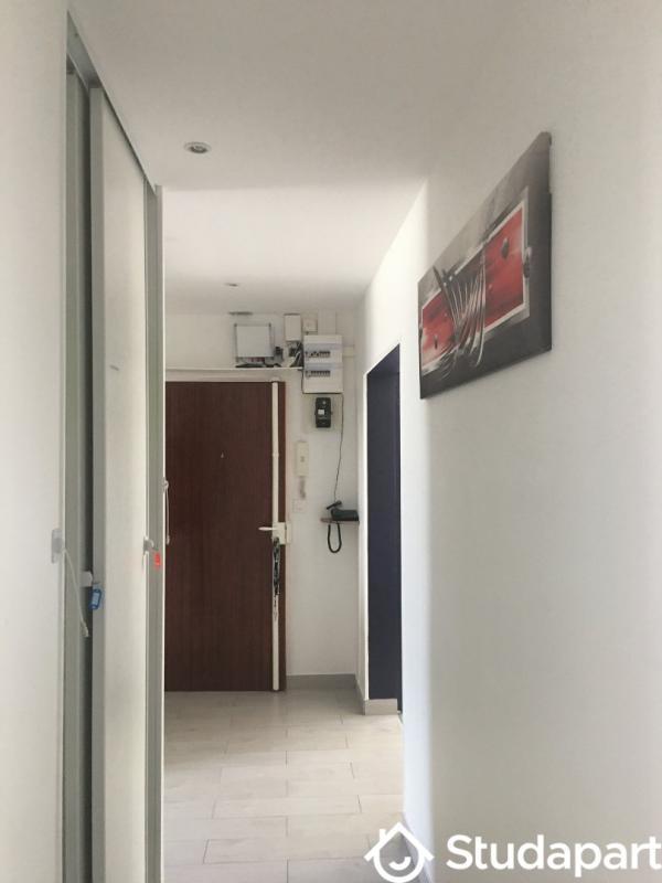 Chambre - 9 m² - 1 pièce