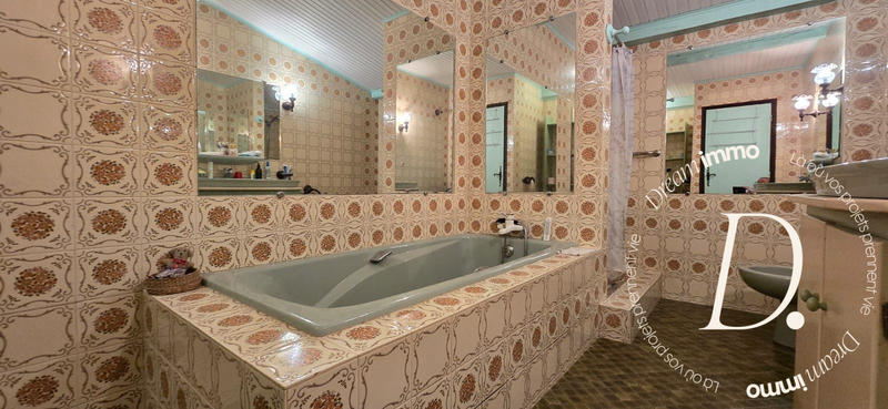 Maison ancienne - 225 m² - 5 pièces