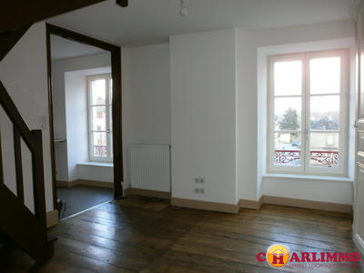 Appartement - 90 m² - 4 pièces