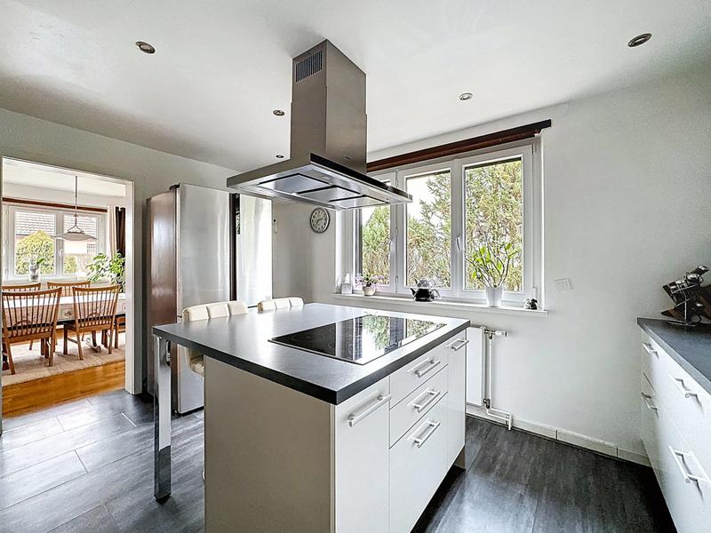 Maison ancienne - 142 m² - 8 pièces