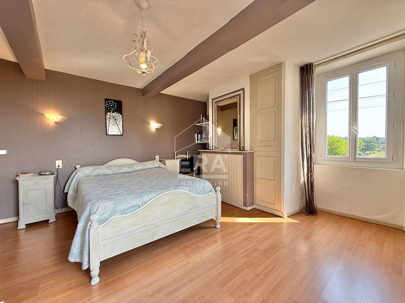 Maison - 152 m² - 5 pièces