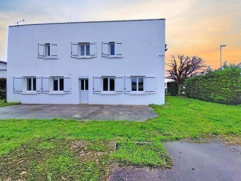 Maison - 160 m² - 8 pièces