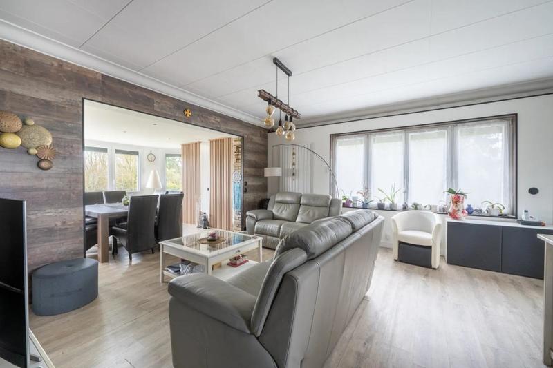 Maison - 192 m² - 8 pièces