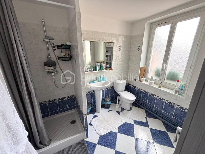 Immeuble - 198 m² - 6 pièces