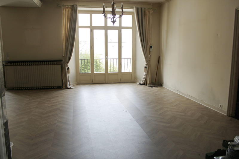 Appartement - 241 m² - 7 pièces