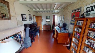 Maison - 231 m² - 7 pièces