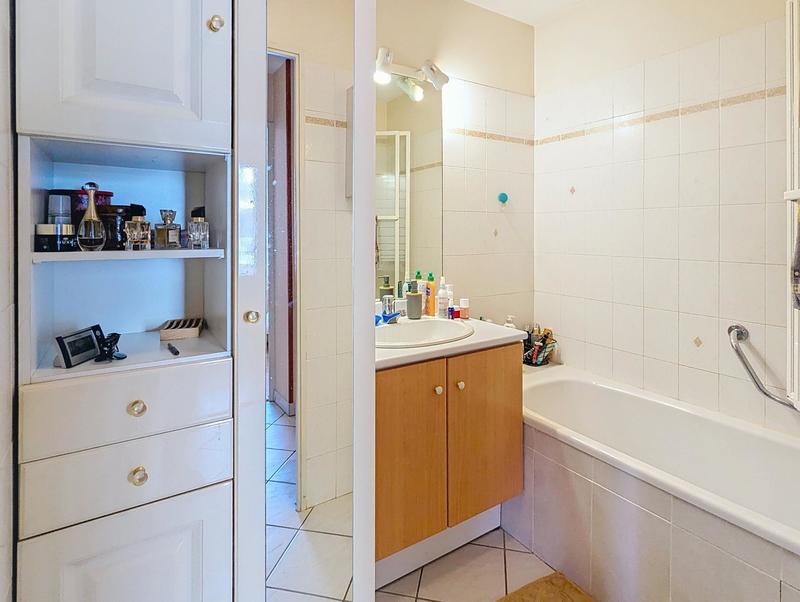 Appartement - 82 m² - 4 pièces