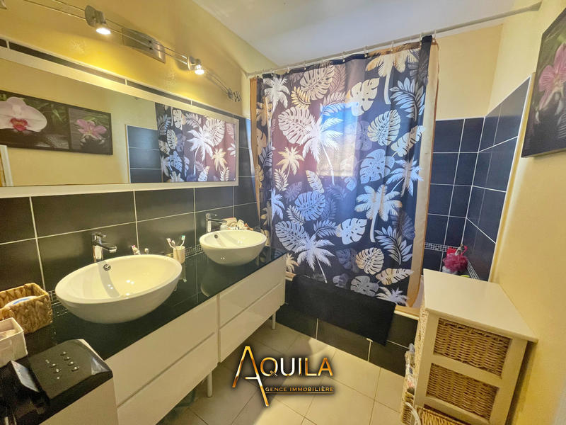 Maison - 143 m² - 7 pièces