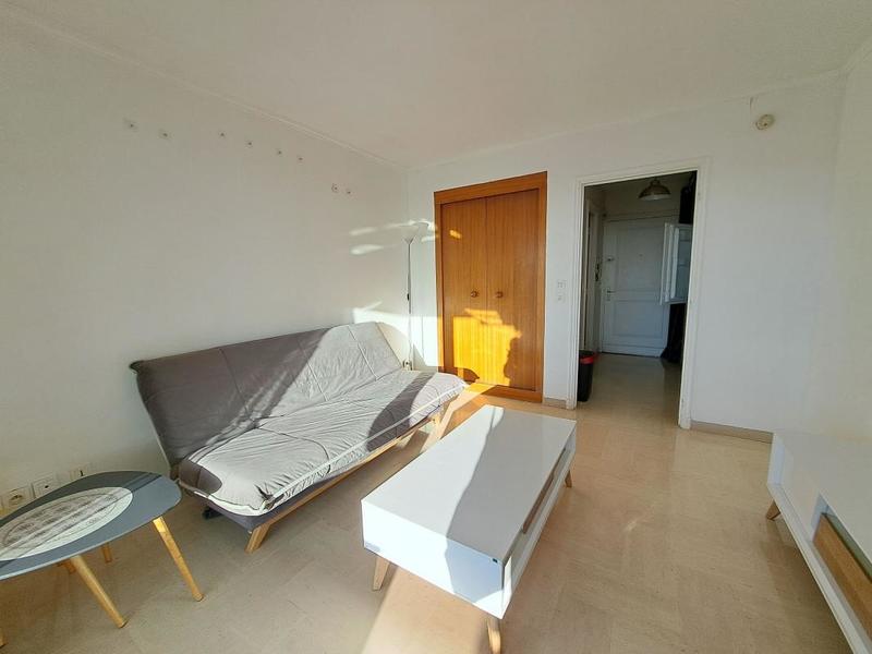 Studio - 20 m² - 1 pièce