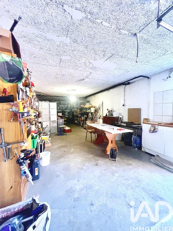 Maison - 215 m² - 8 pièces