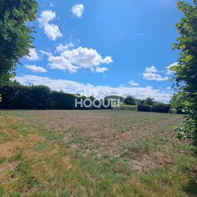 Terrain constructible - 850 m²