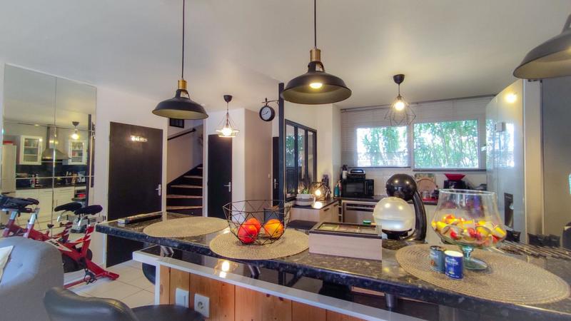 Maison - 86 m² - 4 pièces