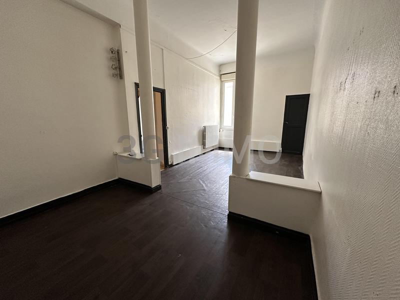 Appartement - 60 m² - 2 pièces