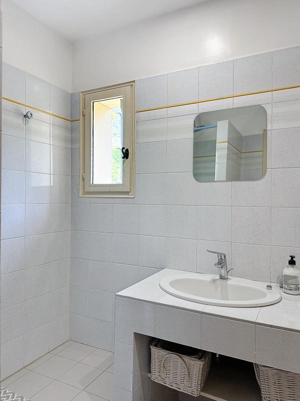 Maison - 210 m² - 6 pièces