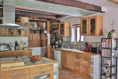 Maison - 437 m² - 17 pièces