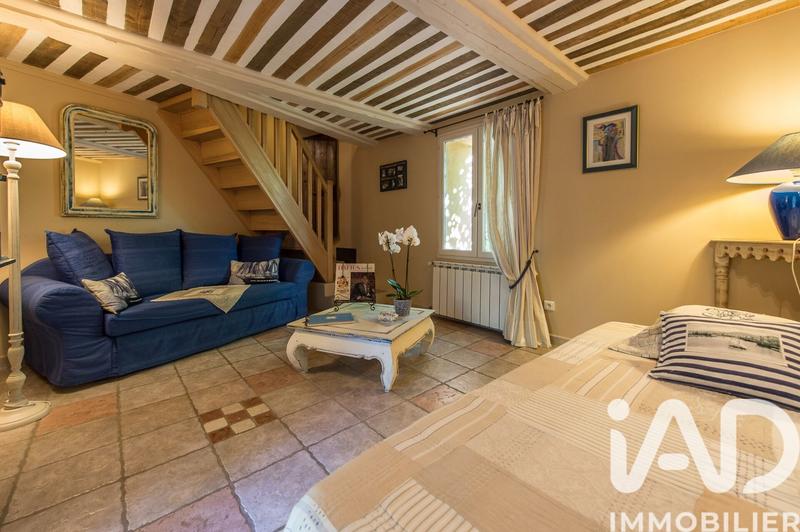 Maison - 402 m² - 12 pièces