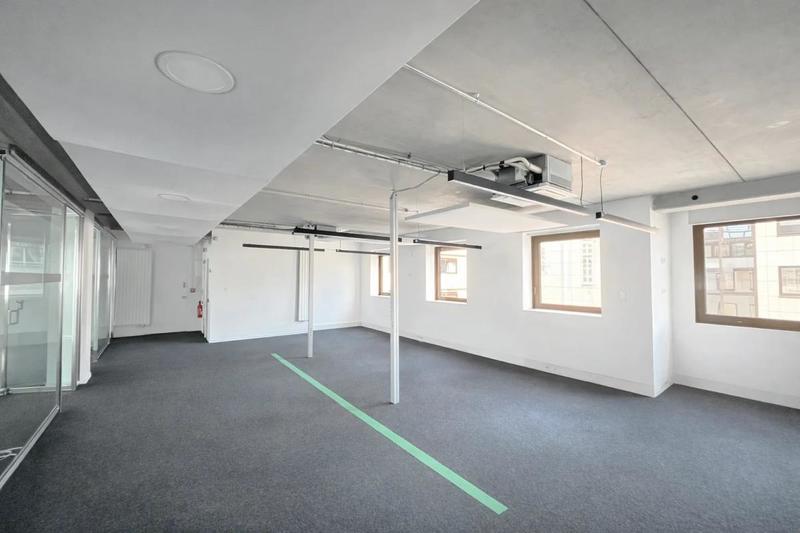 Bureau - 176 m²
