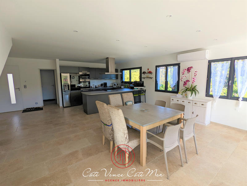 Maison - 160 m² - 6 pièces