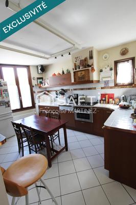 Maison - 163 m² - 5 pièces