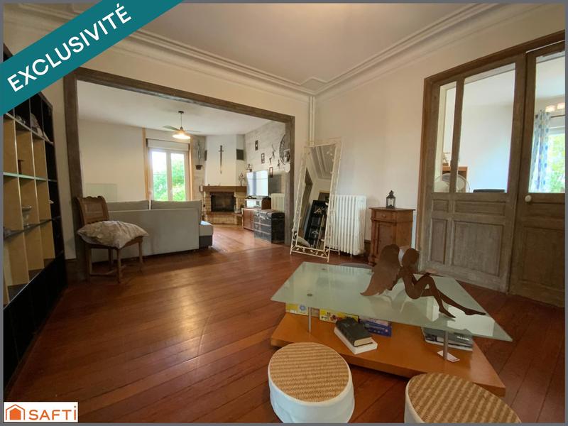 Maison de maîtres - 280 m² - 10 pièces