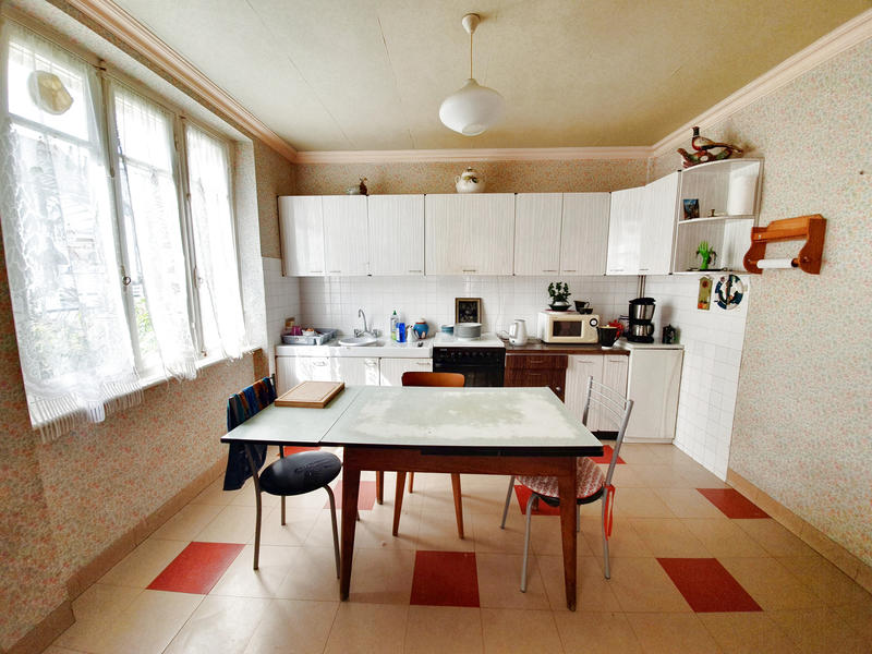 Maison - 85 m² - 5 pièces