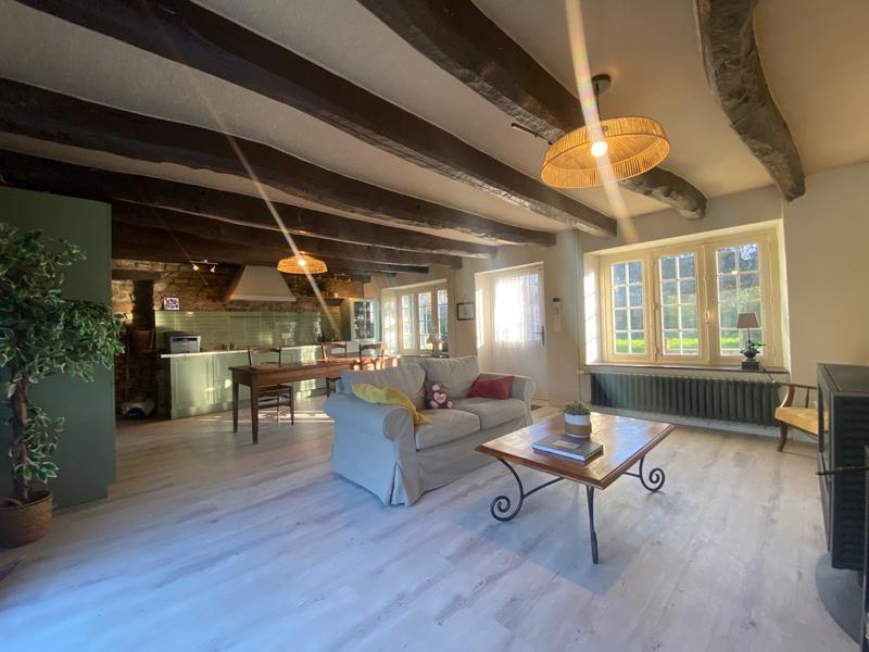 Maison ancienne - 222 m² - 7 pièces