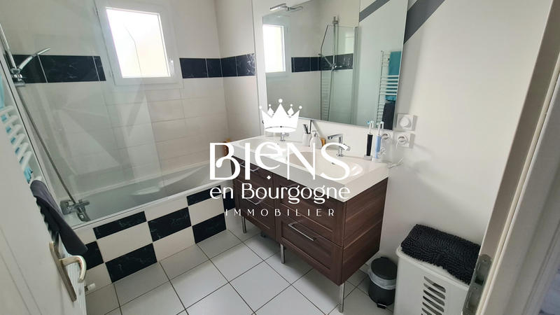 Maison contemporaine - 114 m² - 5 pièces