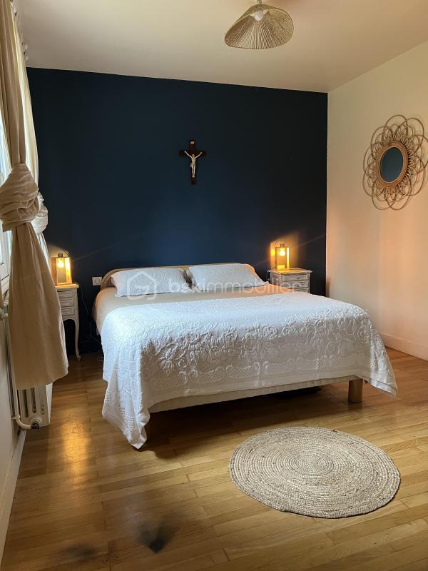 Maison traditionnelle - 150 m² - 7 pièces