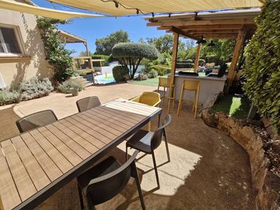 Maison - 108 m² - 4 pièces