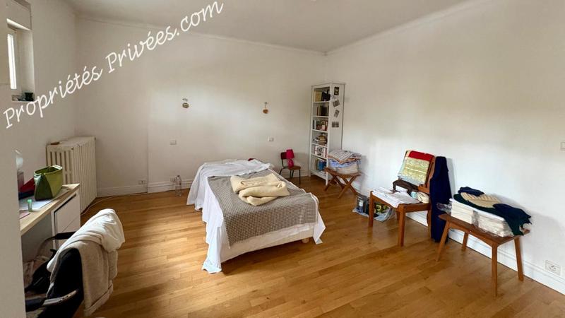 Maison - 125 m² - 11 pièces