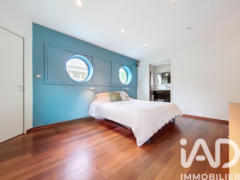 Maison - 189 m² - 6 pièces