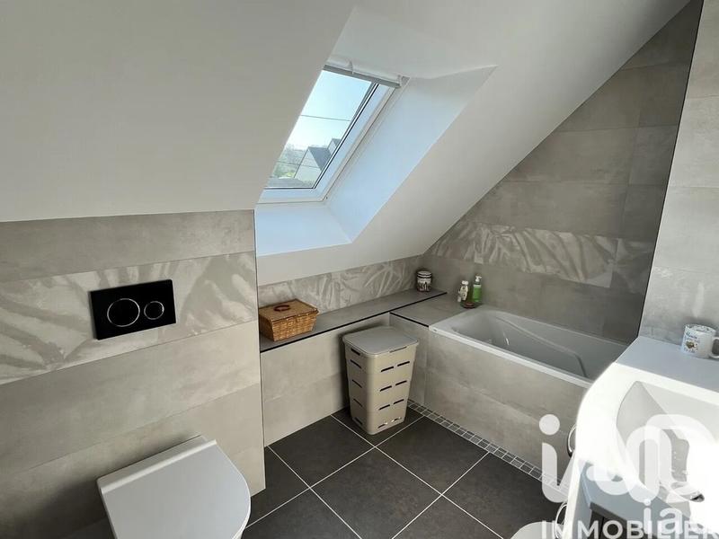 Maison - 141 m² - 6 pièces