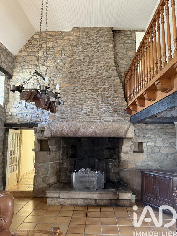 Maison - 187 m² - 6 pièces