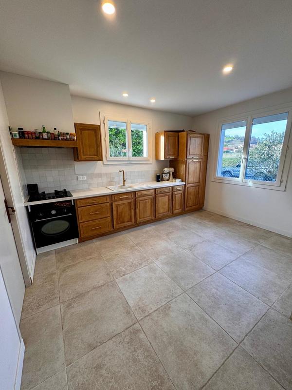 Maison - 100 m² - 4 pièces