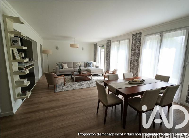 Maison - 200 m² - 8 pièces