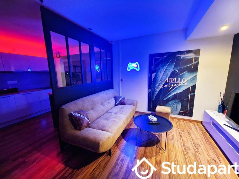 Chambre - 14 m² - 1 pièce