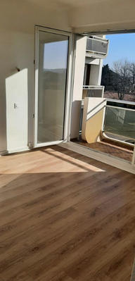 Appartement - 98 m² - 5 pièces