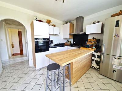 Appartement - 86 m² - 4 pièces