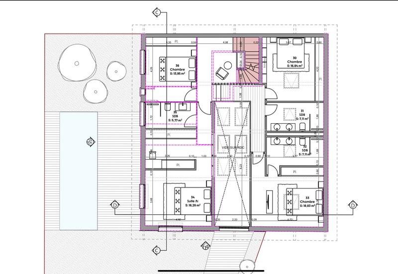 Maison - 250 m² - 6 pièces