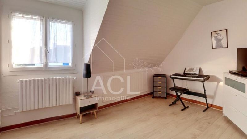 Maison - 179 m² - 7 pièces